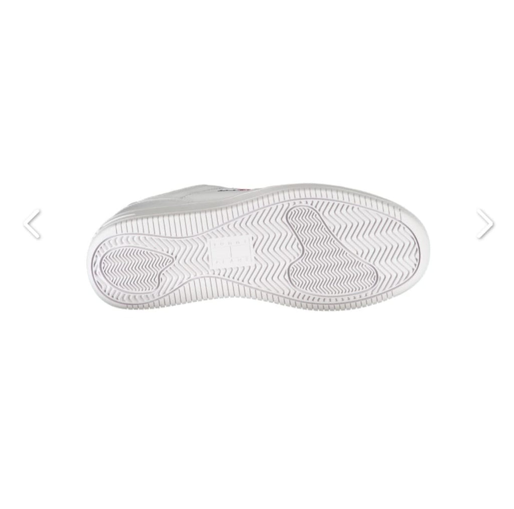 TOMMY JEANS – Retro Basket 
Sneakers Basse Uomo Bianco/Nero